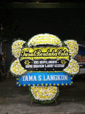 Papan Bunga Duka di Ibuah
